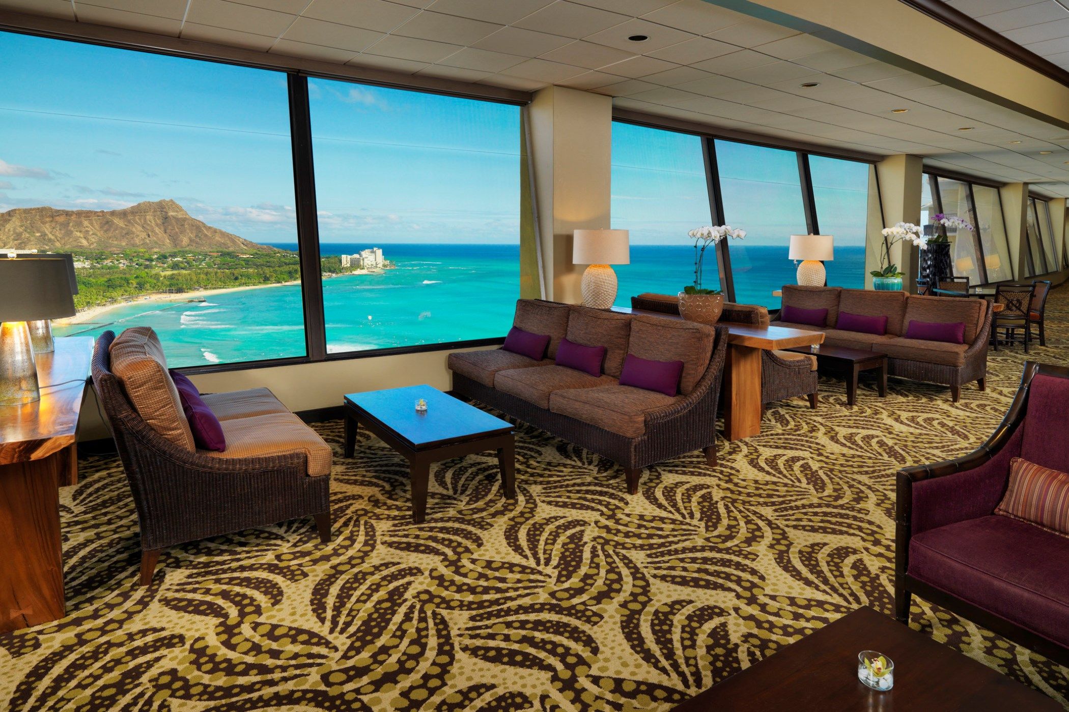 Hotel Features Sheraton Waikiki Hotel